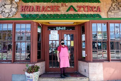 The owner at Huarache El Azteca